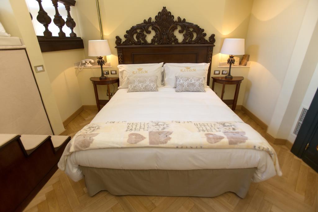 Royal Suite Trinita Dei Monti Ρώμη Δωμάτιο φωτογραφία