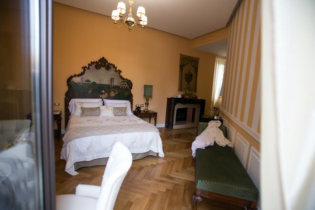 Royal Suite Trinita Dei Monti Ρώμη Δωμάτιο φωτογραφία